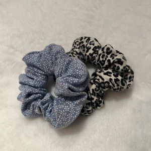 Brandy Melville scrunches